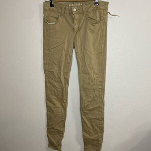 American Eagle Kahki Pants